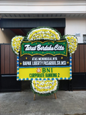 Papan Bunga Duka di Laban