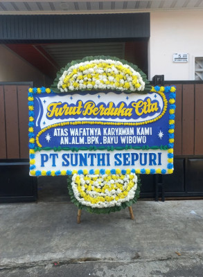 Papan Bunga Duka di Laban