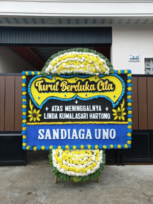 Papan Bunga Duka di Laban